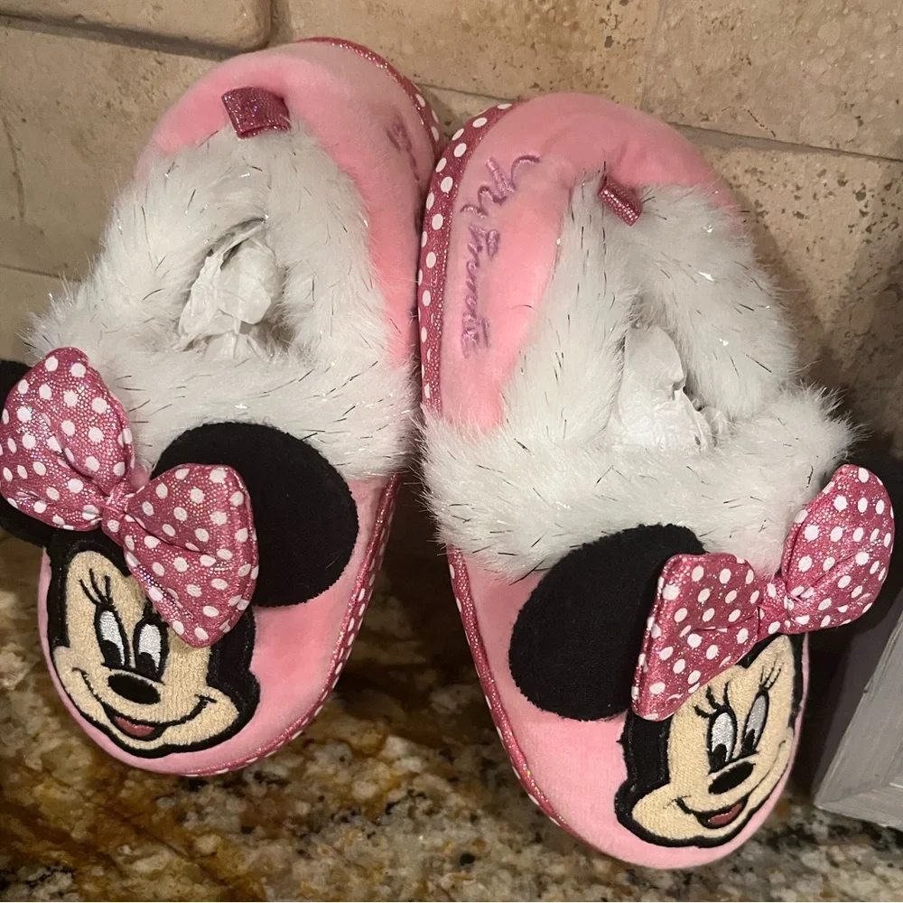 Minnie Mouse Slippers Comfy House Shoes Toddler Girl 9-10 Cozy Pink New